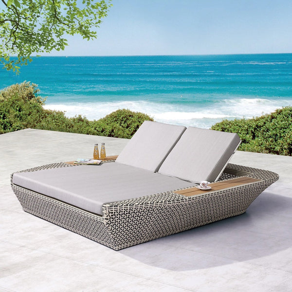 Evian Beach Bed Double