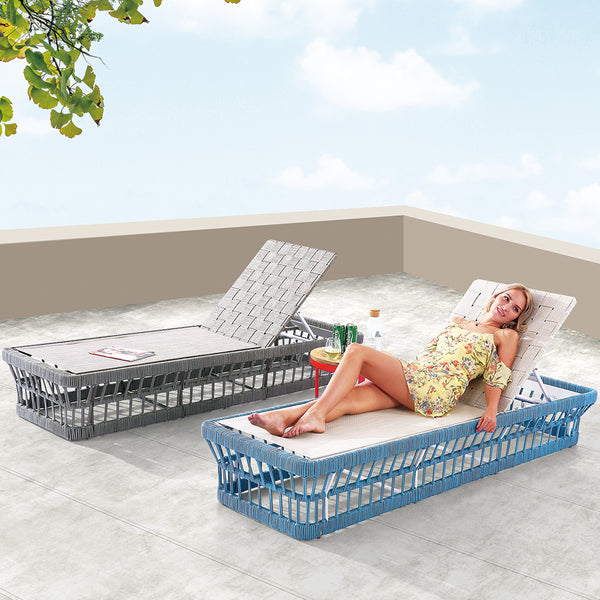 Seattle Beach Bed With Coffee Table